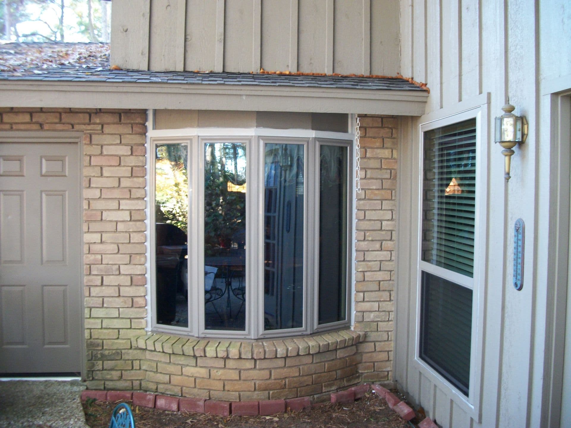 ASR Vinyl Bow Window